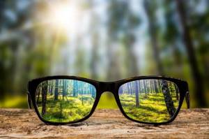 Как улучшить зрение в домашних условиях